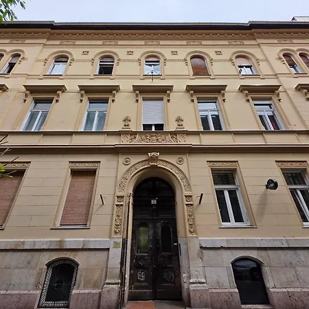 Apartment K5 - The Happy In The Nightlife Zone Budapest