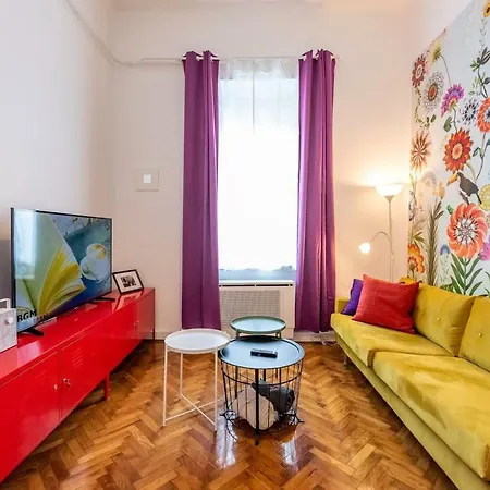 K5 - The Happy In The Nightlife Zone Apartment Budapest