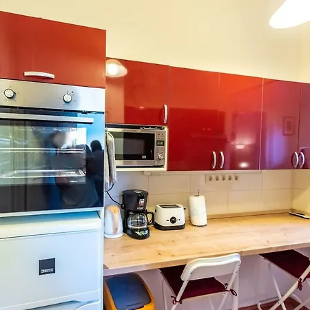 Apartment K5 - The Happy In The Nightlife Zone *