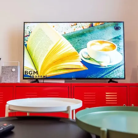K5 - The Happy In The Nightlife Zone Apartment