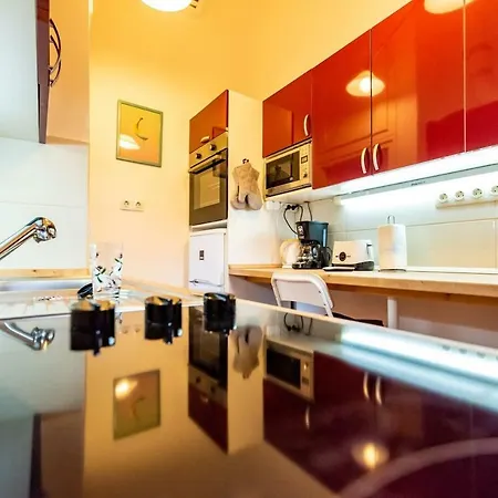 K5 - The Happy In The Nightlife Zone Apartment Budapest