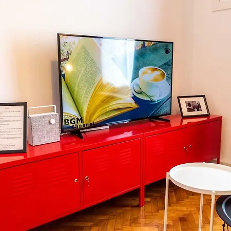 Apartment K5 - The Happy In The Nightlife Zone